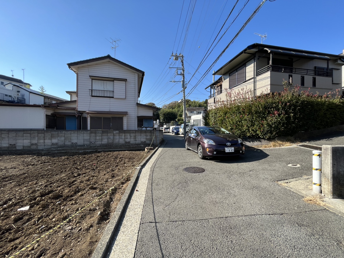 神奈川区片倉2丁目　売地　全2区画